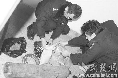 揭秘贩毒分子的藏毒新招数 无奇不有（图）